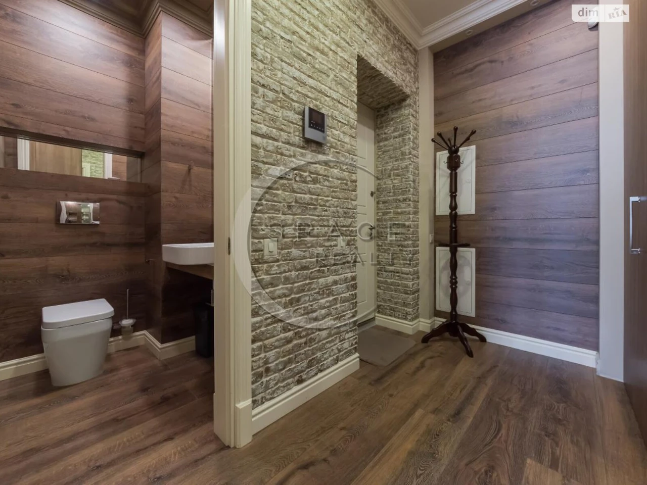 Long-Term Rental - 2-Room Apartment