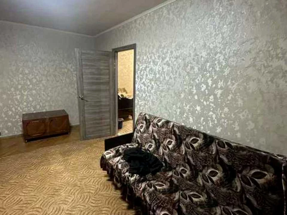 Apartment. Verkhovna Rada Blvd, Kyiv