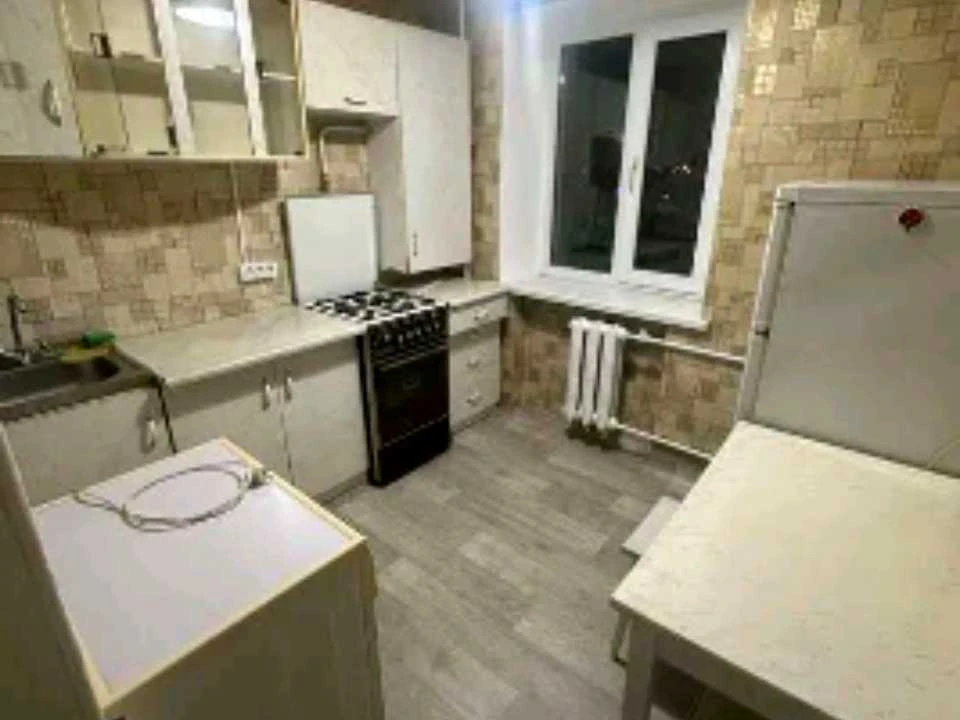 Apartment. Verkhovna Rada Blvd, Kyiv