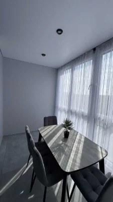 Sale of a one-bedroom apartment with a studio kitchen on вул. Роксо