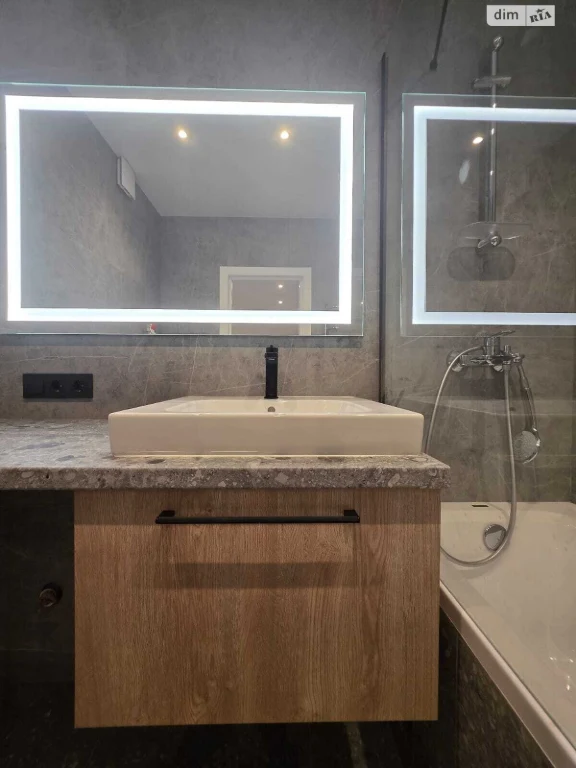 Apartment for Sale - Podilskiy