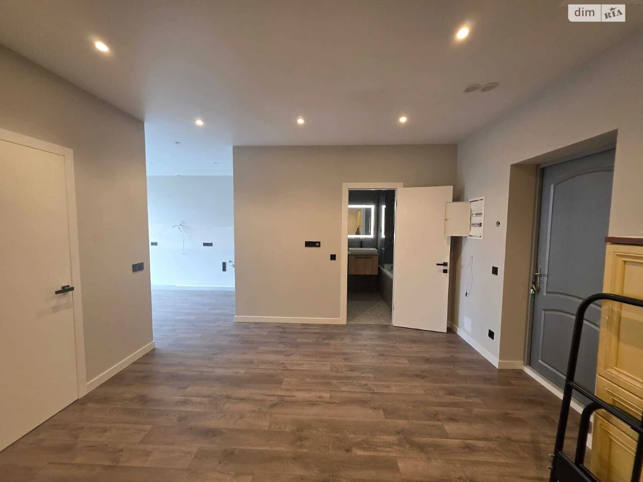 Apartment for Sale - Podilskiy