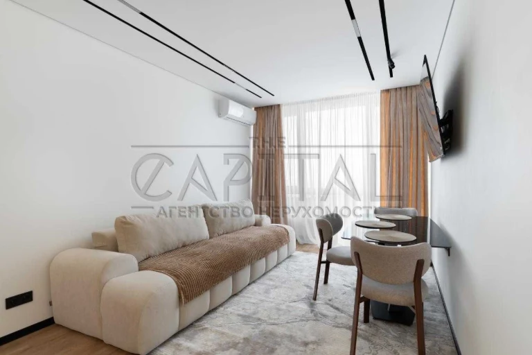 Apartment for Sale in the "Slavutich" Residence, Zarychna Street, Kyiv, Dniprodzyirsky District