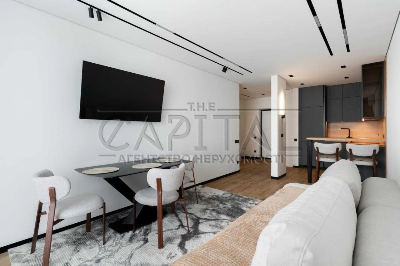 Apartment for Sale in the "Slavutich" Residence, Zarychna Street, Kyiv, Dniprodzyirsky District