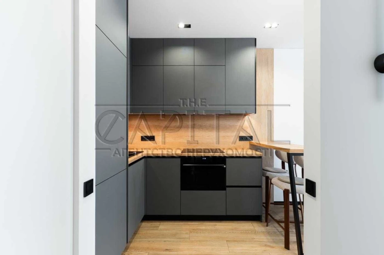 Apartment for Sale in the "Slavutich" Residence, Zarychna Street, Kyiv, Dniprodzyirsky District