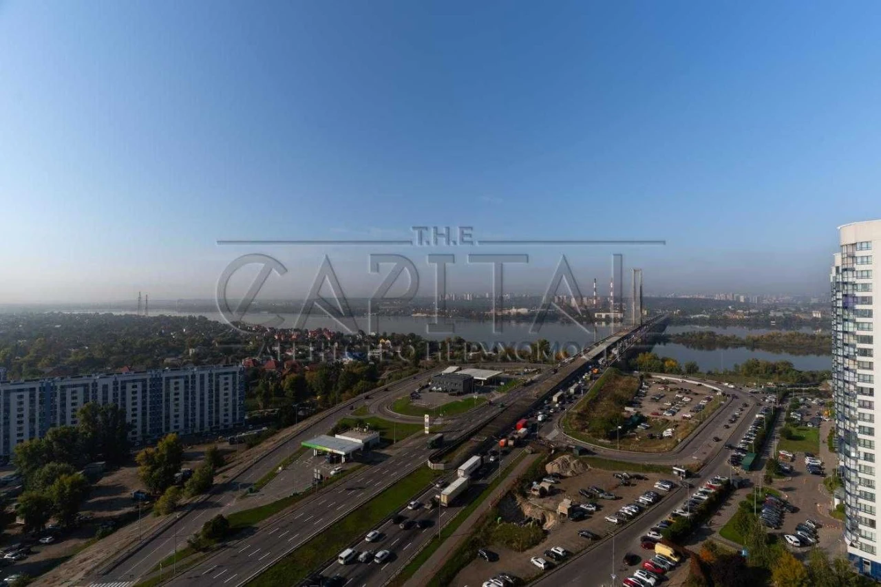 Apartment for Sale in the "Slavutich" Residence, Zarychna Street, Kyiv, Dniprodzyirsky District