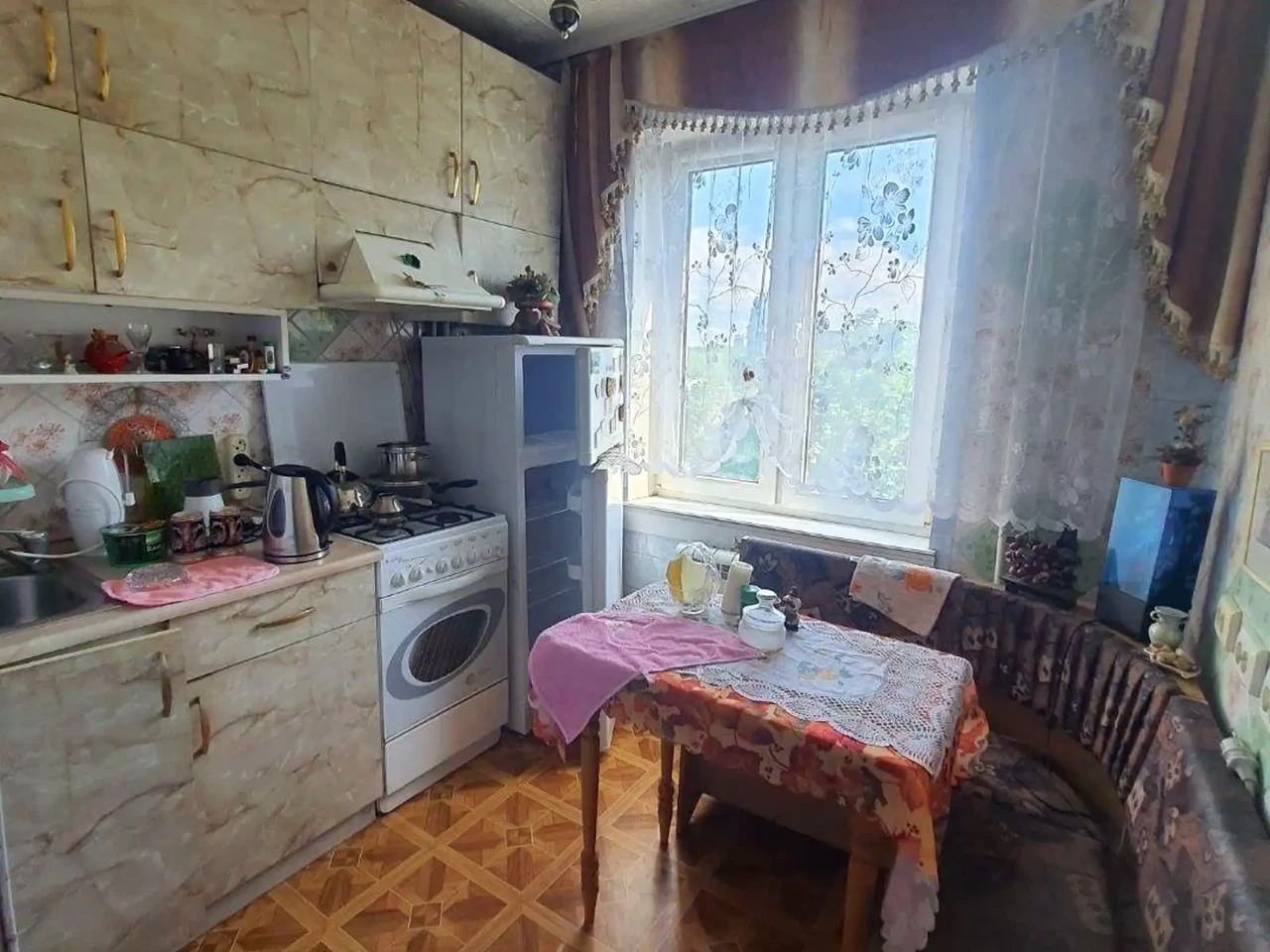 Sale of a 2-bedroom apartment 43.9 sq m, 6th floor.