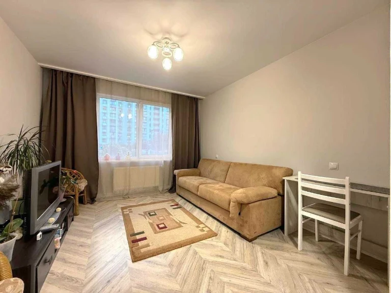 For Sale: 2-room apartment / 66.8m² / New renovation / "City of Flowers" residential complex / Tiraspol