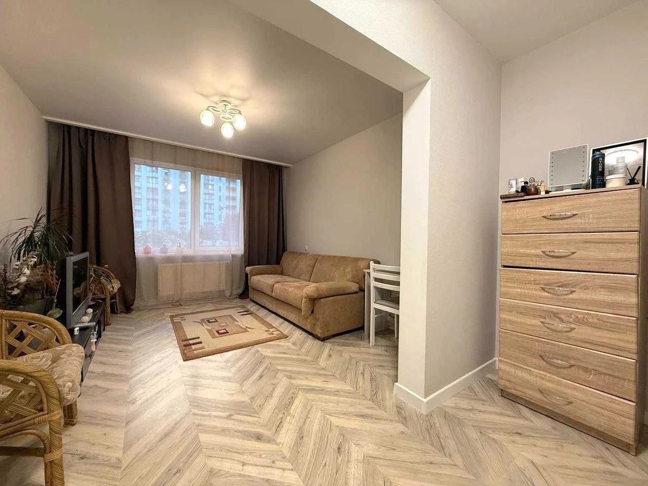 Продам 2к.кв/ 66,8м²/новий ремонт/ЖК «Місто Квітів»/Тіраспол