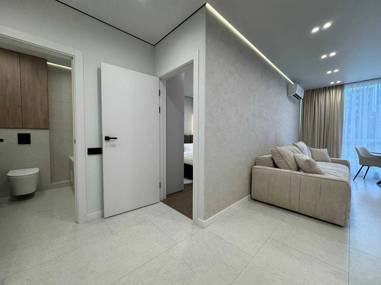FOR SALE - Fully furnished 1 bedroom apartment / Central Park / Center