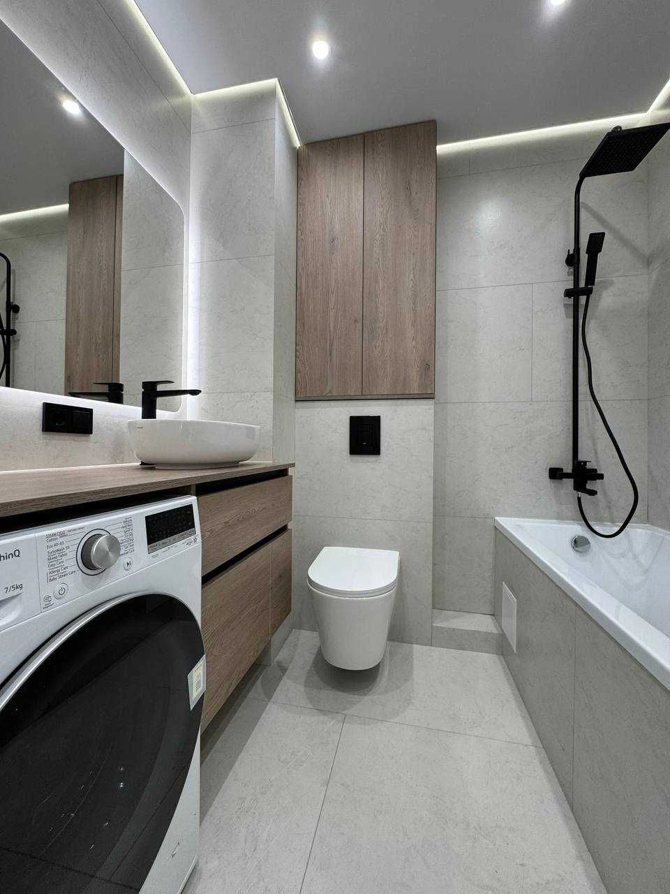 FOR SALE - Fully furnished 1 bedroom apartment / Central Park / Center