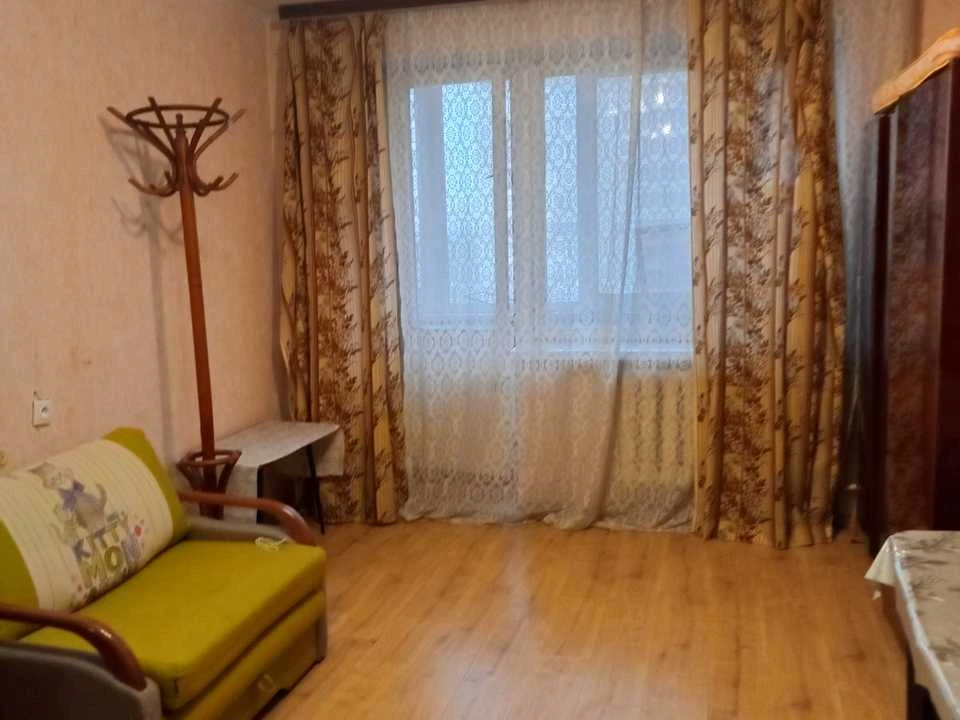 Квартира. Київ, Леся Курбаса просп.