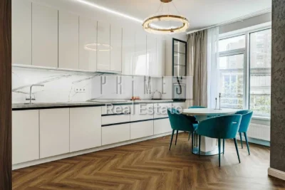 Sale of a 3-bedroom apartment in residential complex Busov Hill, Pecerск