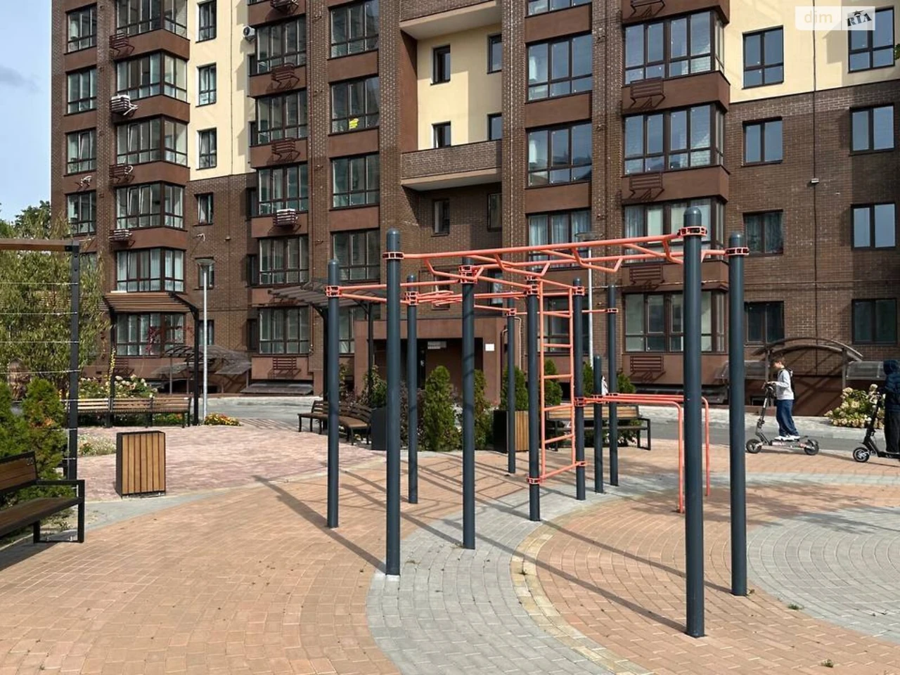 Apartment for Sale in Novosazvodsky