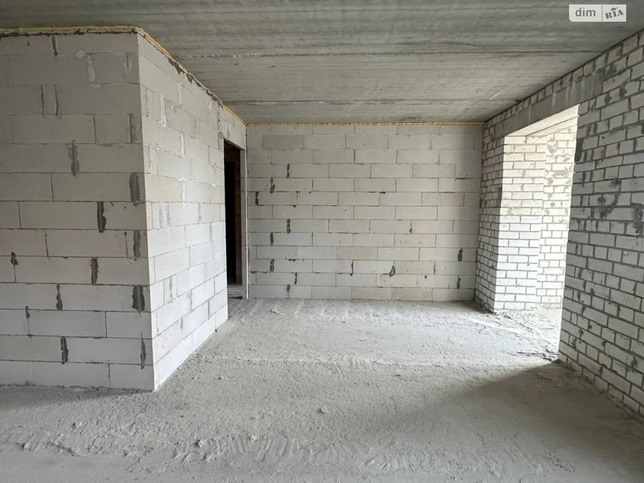 Apartment for Sale in Novosazvodsky