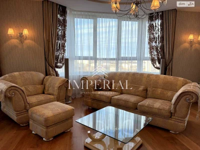 Long-Term Rental Apartment, Holosiiv