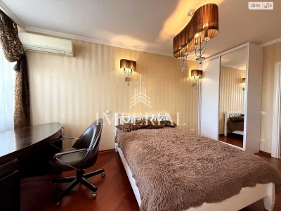 Long-Term Rental Apartment, Holosiiv