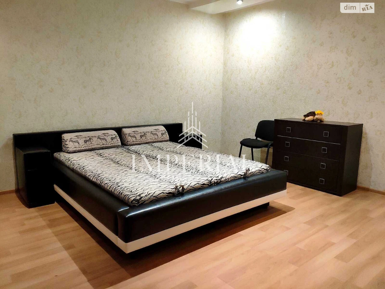 Long-Term Rental Apartment Podilsky