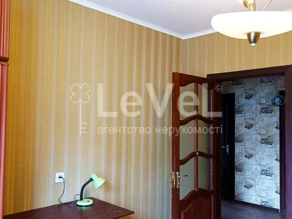 Квартира. Київ, вулиця Академіка Єфремова