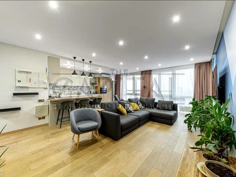 Оренда квартири 3-кімн. 96 м² 22/25 пов.