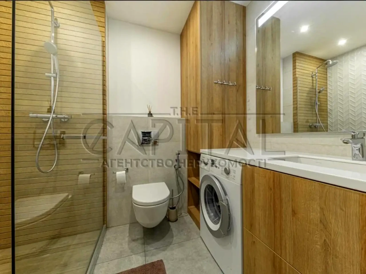 Оренда квартири 3-кімн. 96 м² 22/25 пов.