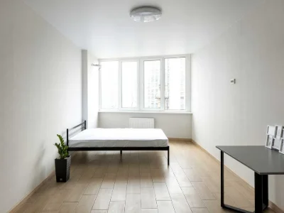 Apartment. Kyiv, Kharkiv Avenue