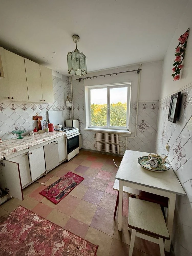 Продам 2-кімнатну квартиру 57 кв.м. в ЖК "Парус"