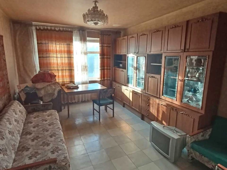 Квартира. Дніпро, Героїв просп.
