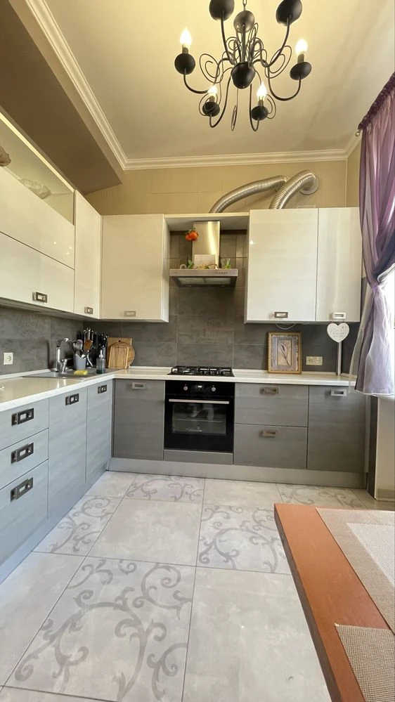 Sale of a 2-room apartment on Central Street with autonomous heating