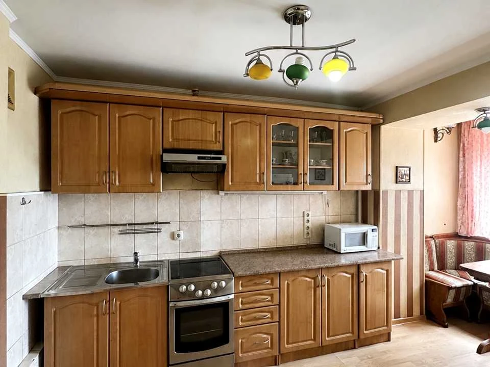 Apartment. Kyiv, Polyarna St., 8-E