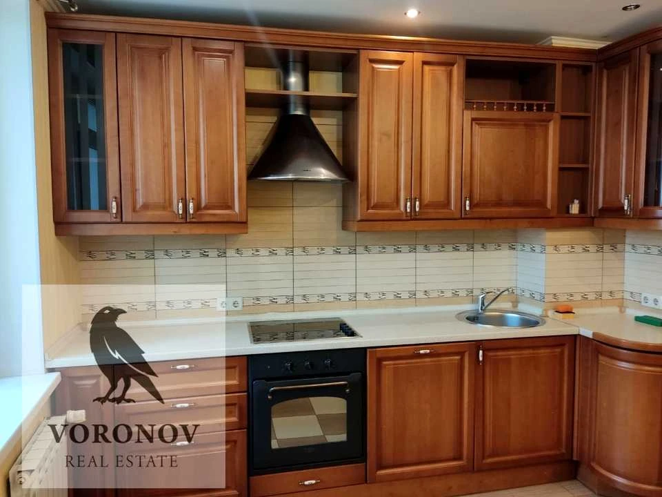 Квартира. Київ, Дніпровська набережна вул.