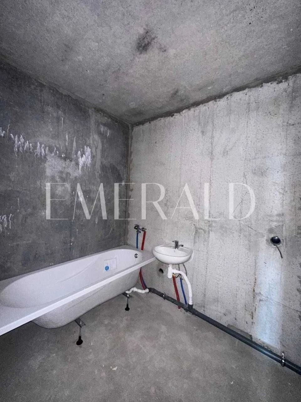 Apartment for Sale: 54.3 sq m, renovated, Desnyansky Residence