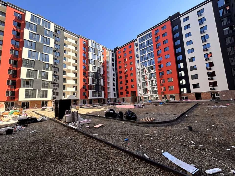 Apartment. Ivano-Frankivsk, Stepan Bandery St.