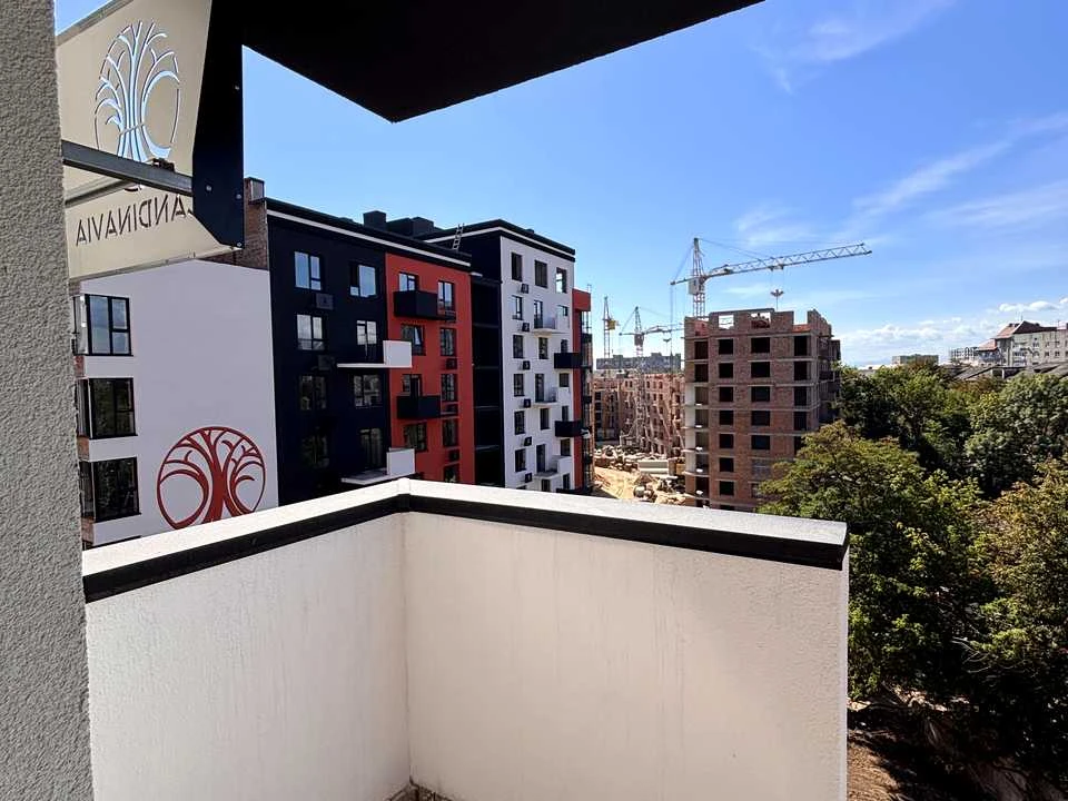 Apartment. Ivano-Frankivsk, Stepan Bandery St.