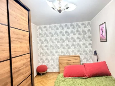 Apartment. Ushinskogo st.