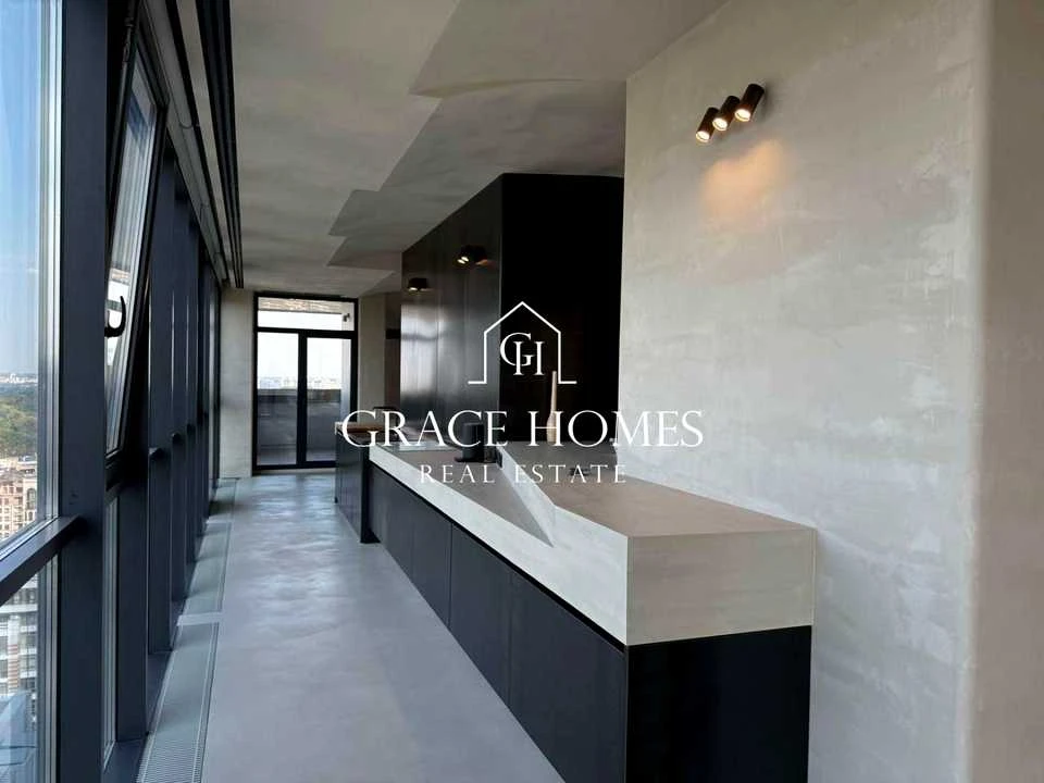 Apartment. Kyiv, Andriy Verkhoglyad St. (Mykhayla Dragomirova)