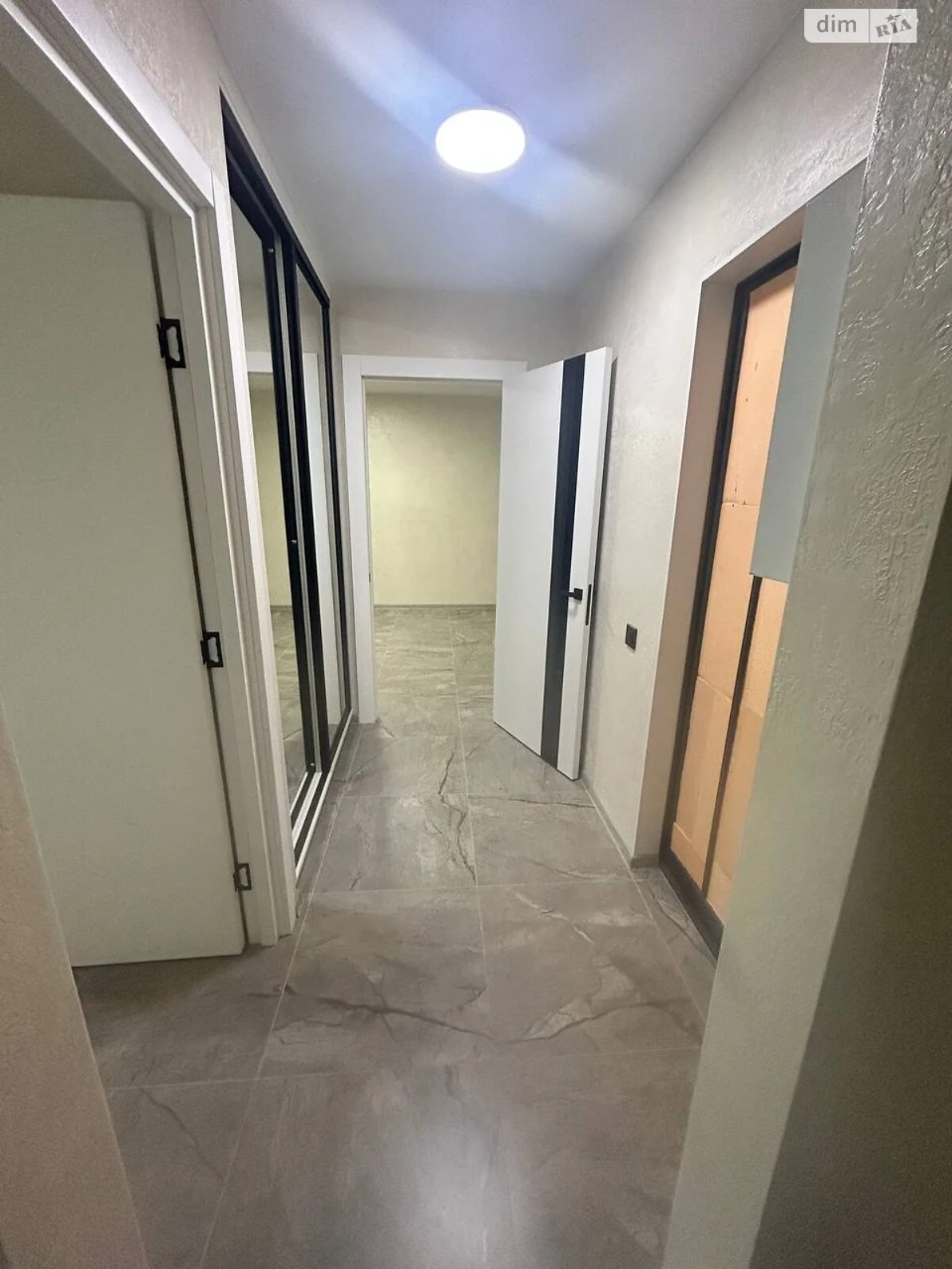 Apartment for Sale - "Parus"