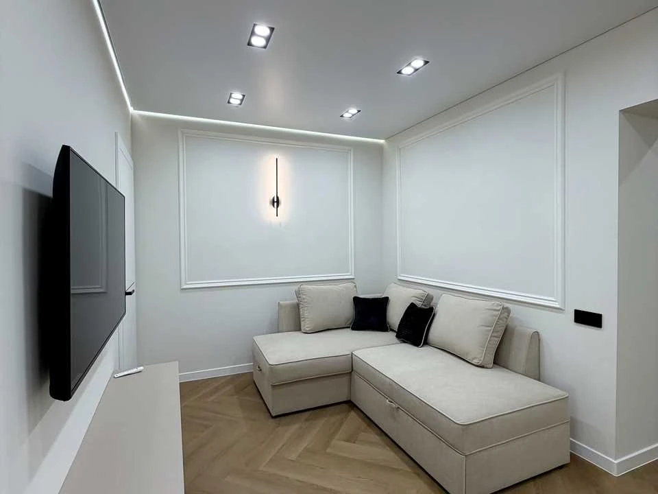 Apartment. Ivano-Frankivsk, Vysochana st.