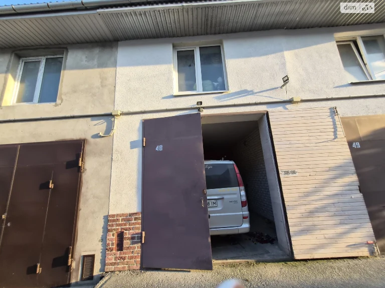 Продаж Місце в гаражному кооперативі Канада