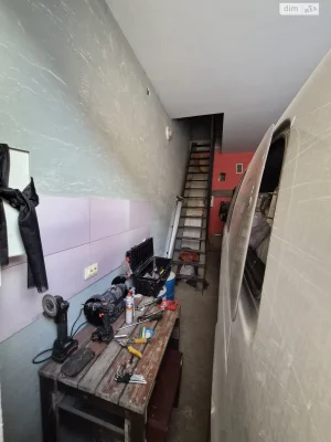 Продаж Місце в гаражному кооперативі Канада