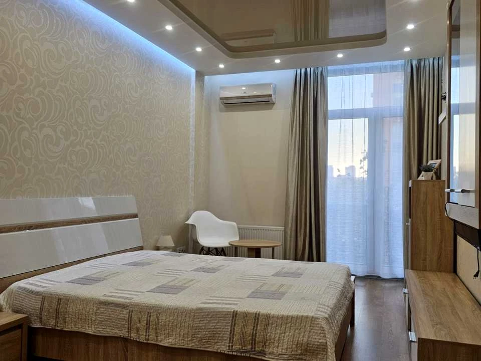 Квартира. Киев, Регенераторная улица