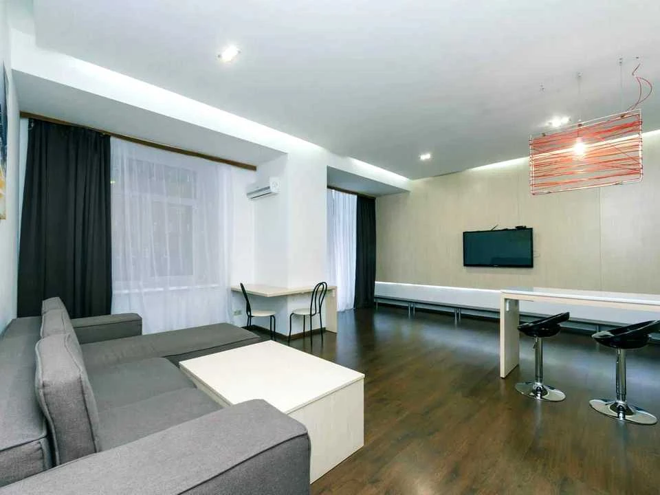 Apartment. Kyiv, Khreshchatyk street.