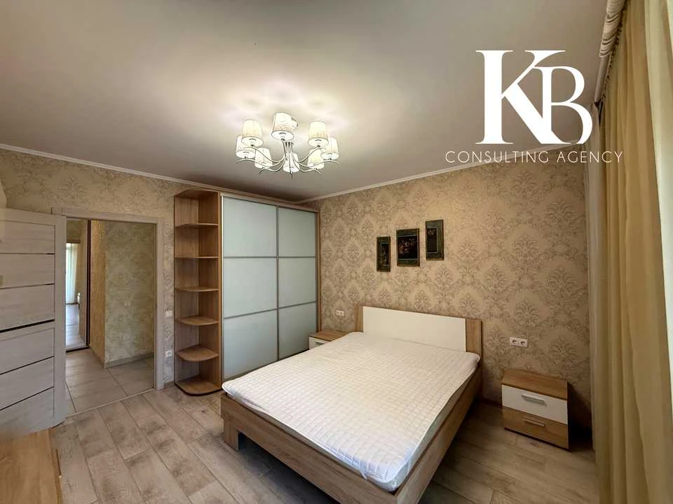 Apartment. Dnipro, Hetmanska Street