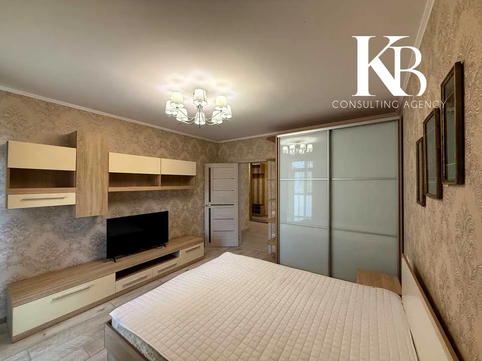 Apartment. Dnipro, Hetmanska Street