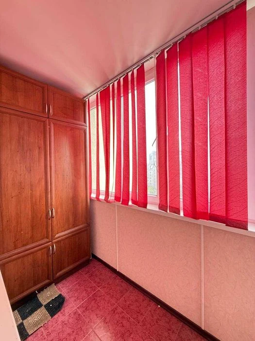 Продам 2-комн. квартиру с большой Кухней-Гостиной на Котовск