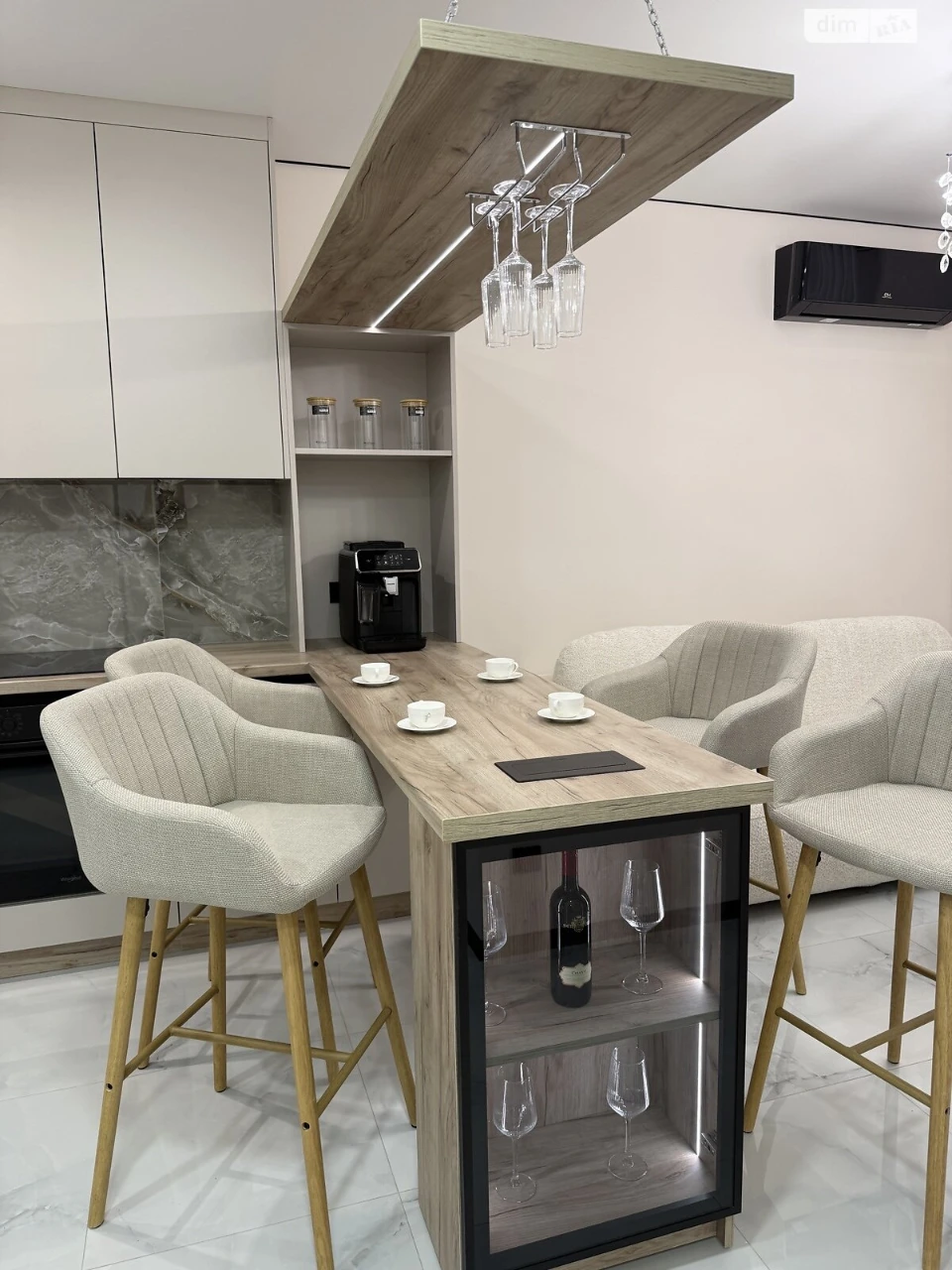 Apartment for Sale in Kumбари
