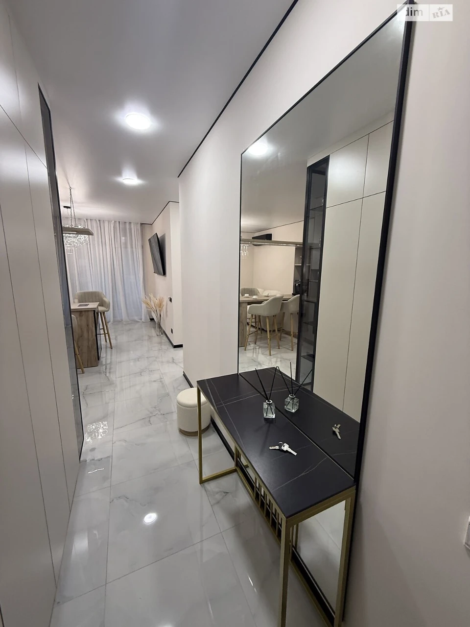 Apartment for Sale in Kumбари