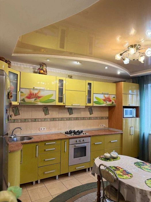 Продам 2-комн. квартиру с большой Кухней-Гостиной на Котовск