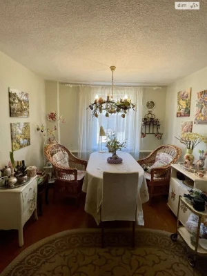 Sale of a Part of a House in Dakhnivka
