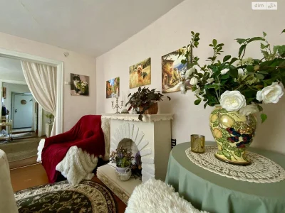 Sale of a Part of a House in Dakhnivka